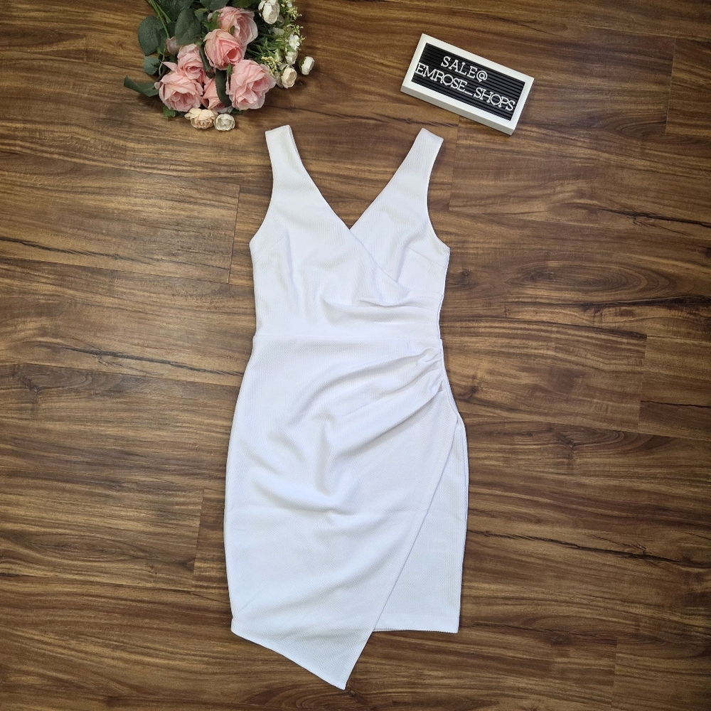 Bisou Bisou White Bodycon Dress